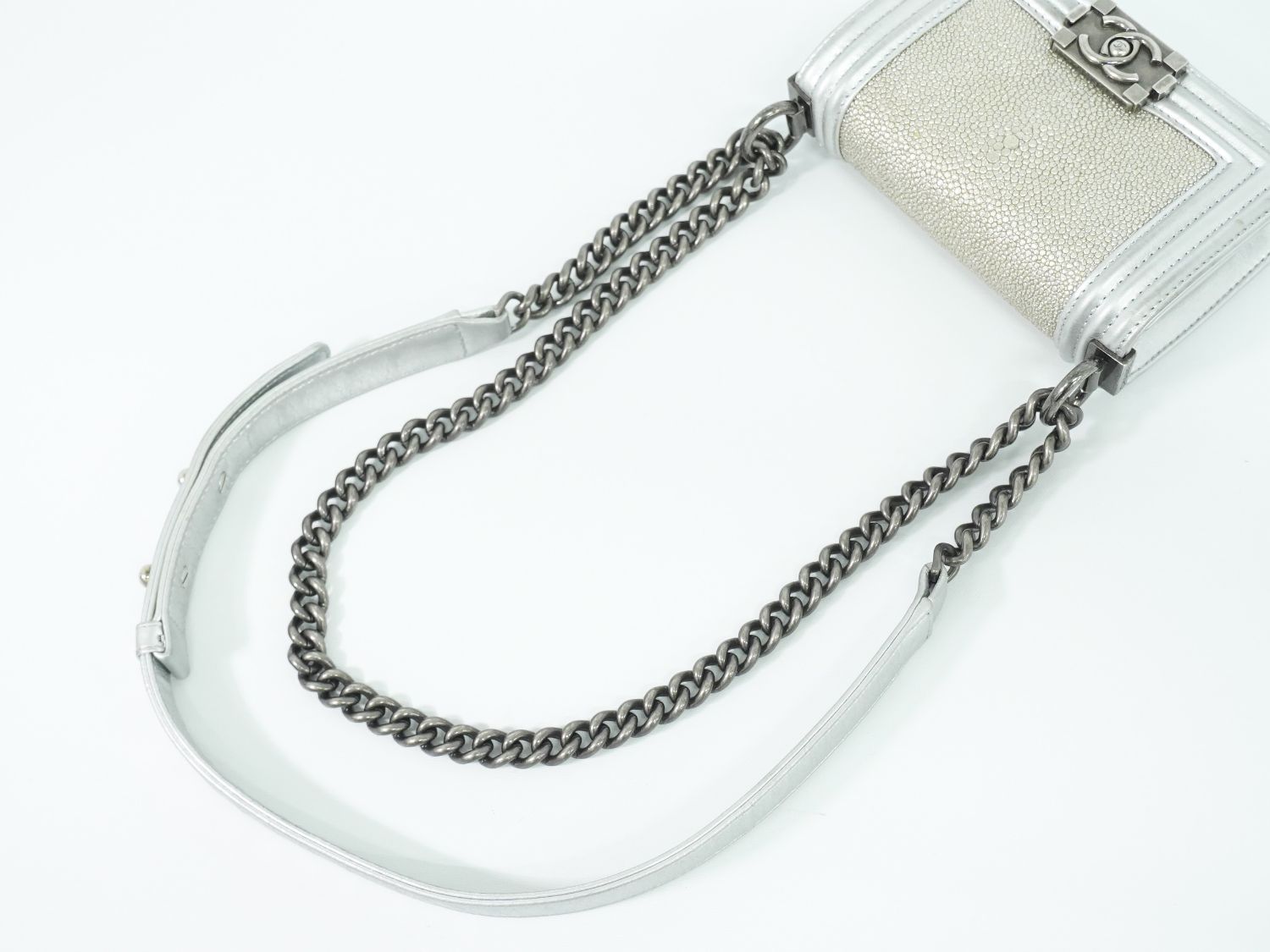 Chanel Boy CC Logo Chain Shoulder Bag Pochette Garu Sha Leather Metallic Silver