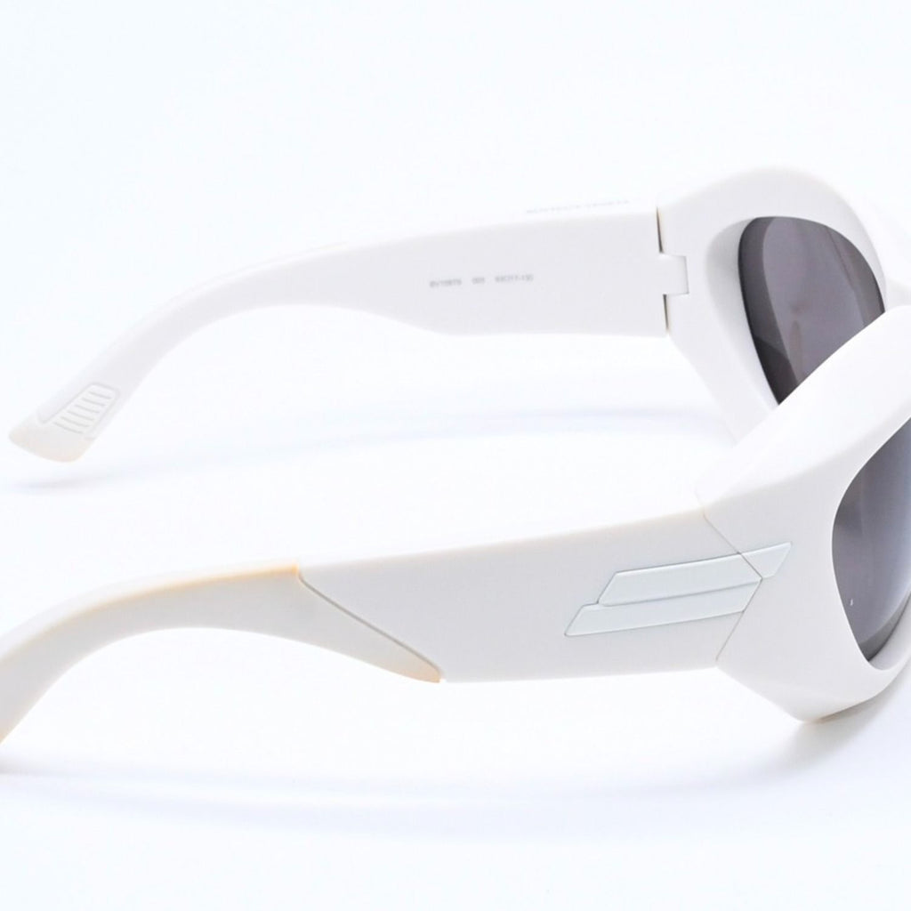 Bottega Veneta Shield Sunglasses Eyewear 63 Acetate White — view 5