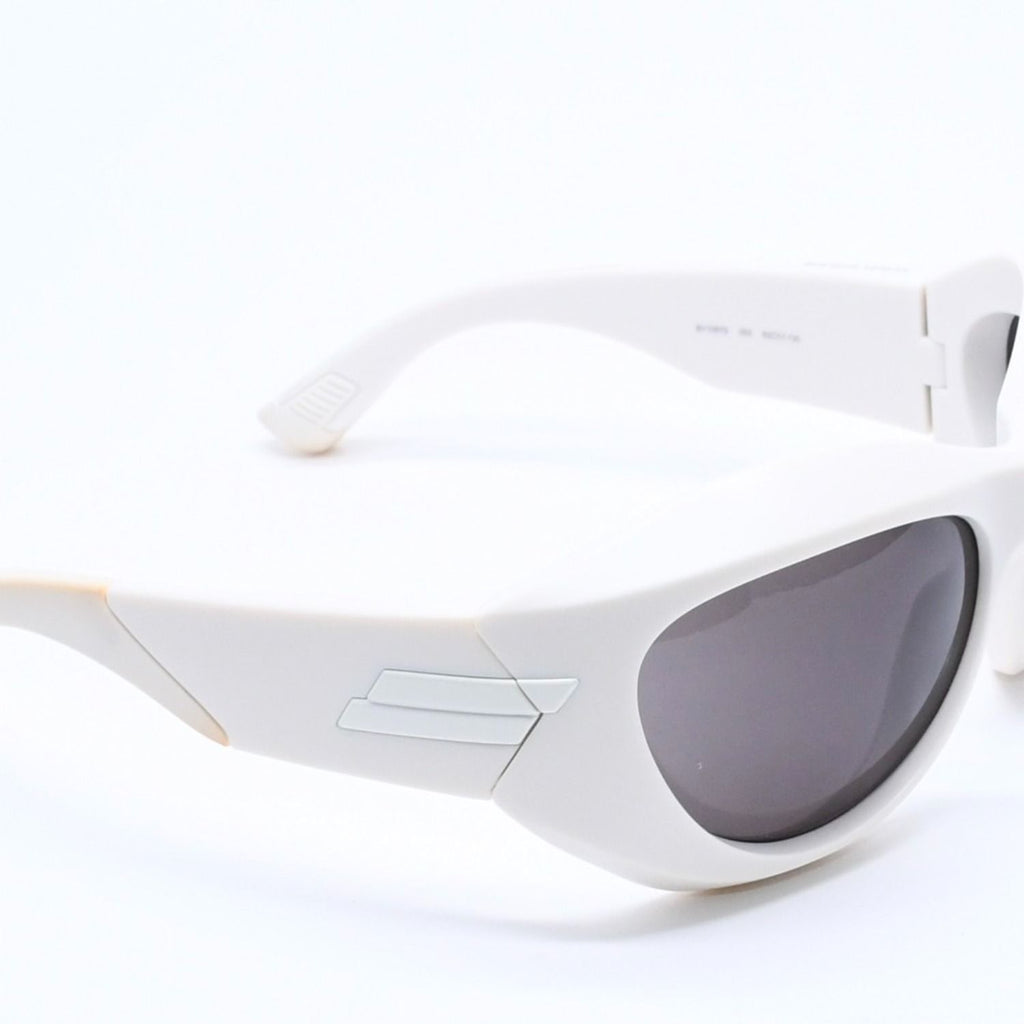 Bottega Veneta Shield Sunglasses Eyewear 63 Acetate White — view 4