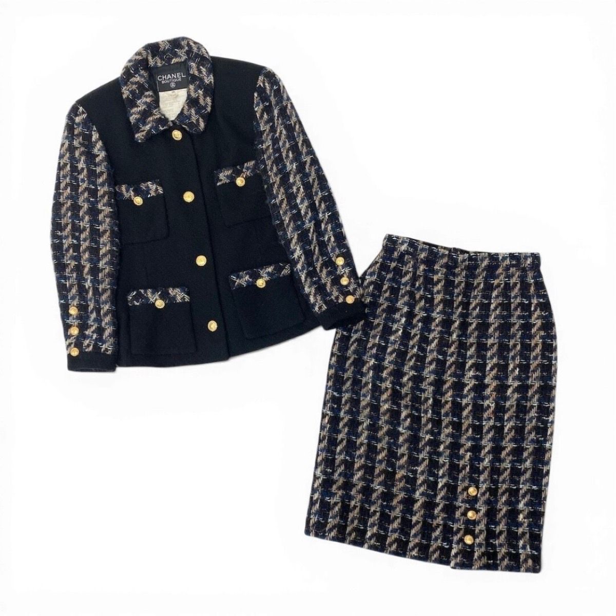 Chanel Vintage Tweed Skirt Jacket & Set CC Logo Gold Button — view 2