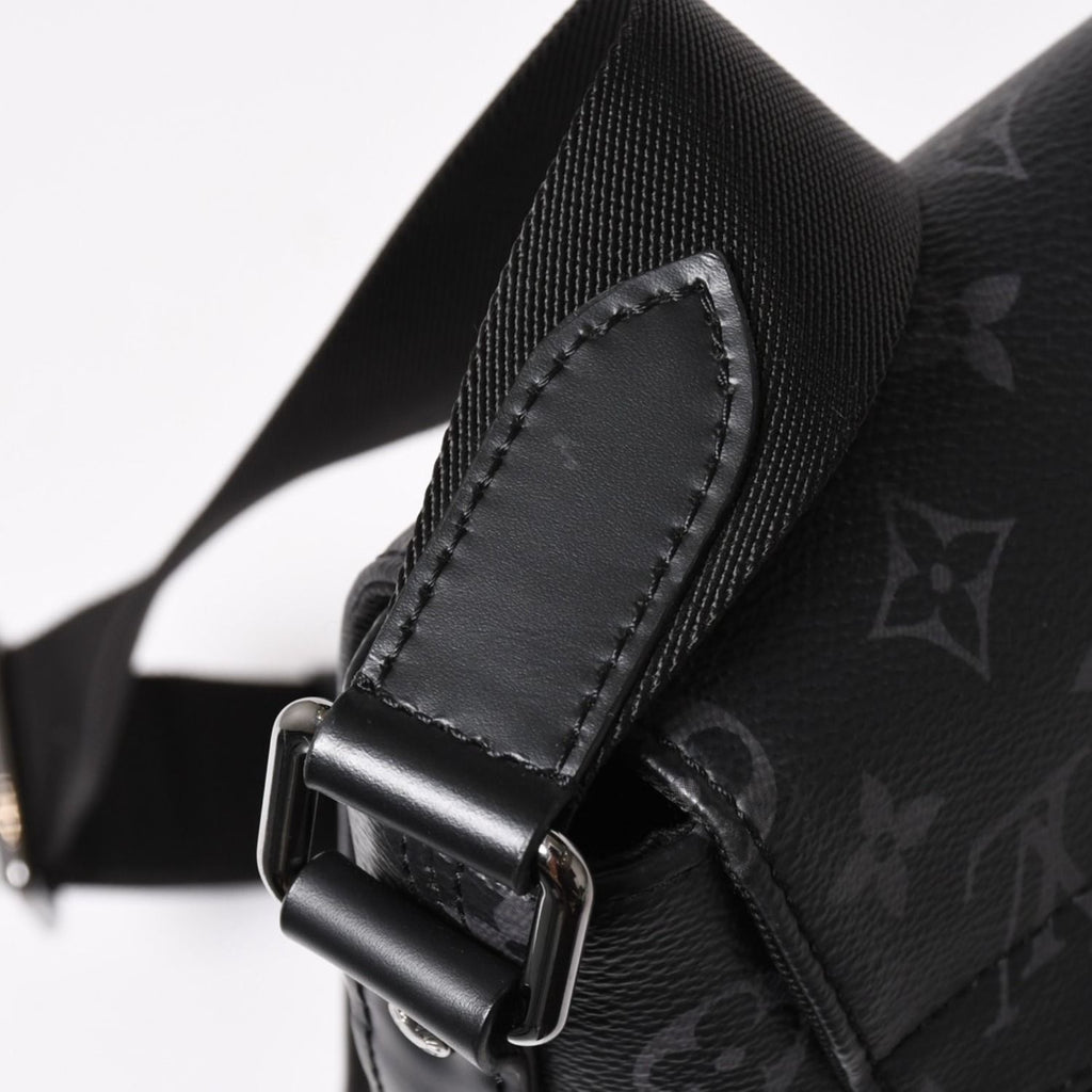Louis Vuitton District MM Monogram Eclipse Shoulder Bag Black — view 5