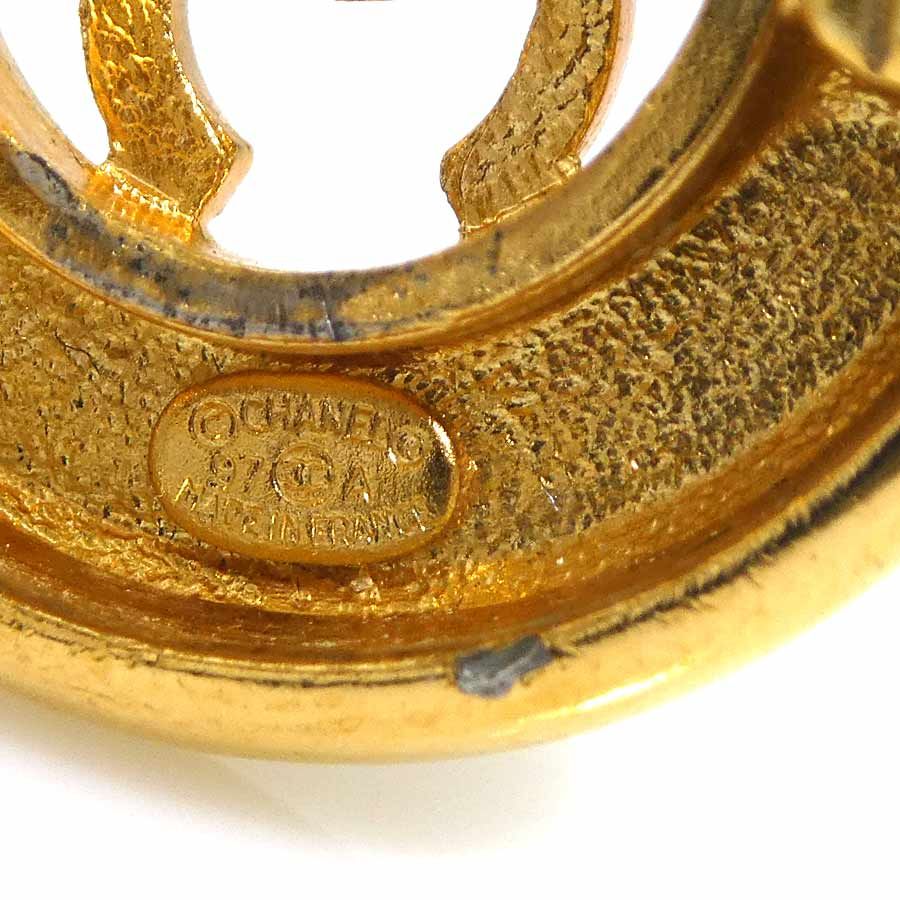 Chanel Earrings Gold