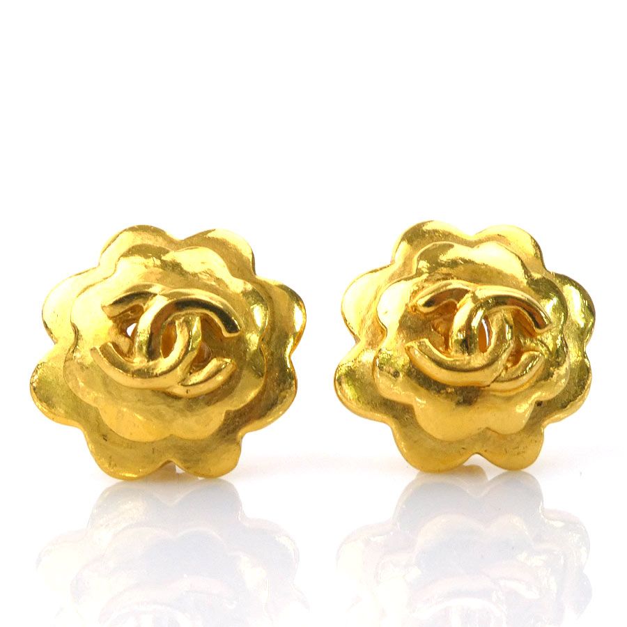 Chanel Earrings Gold