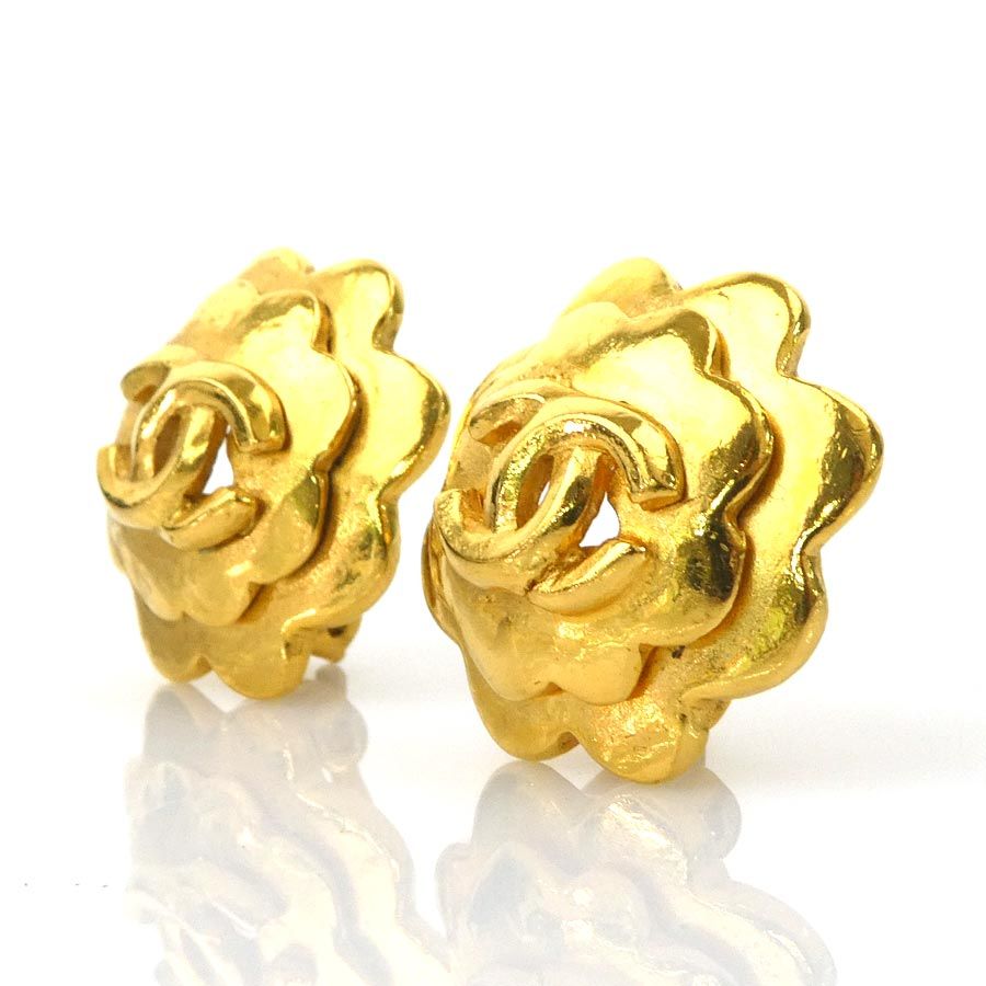 Chanel Earrings Gold