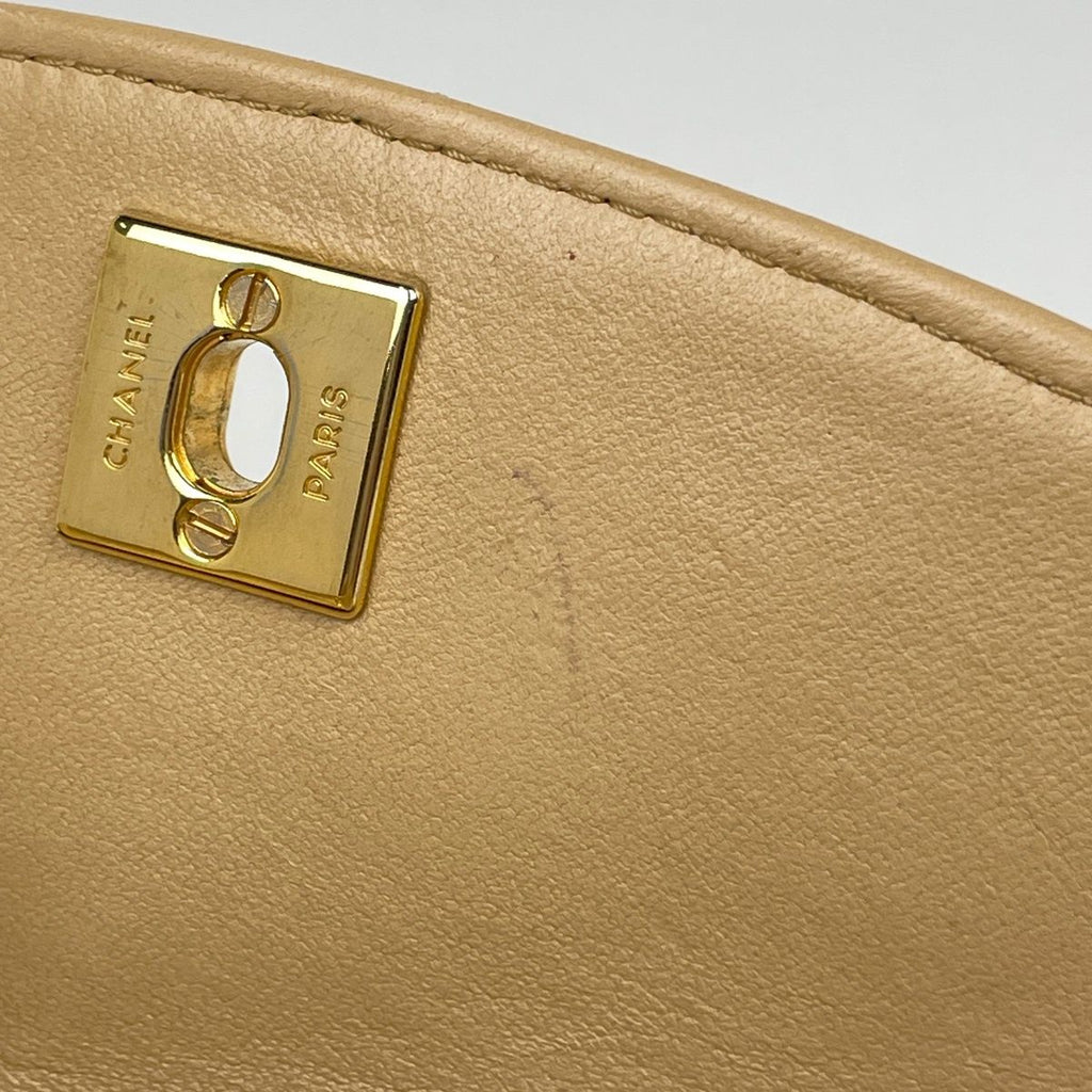 Chanel CC Logo Chain Shoulder Bag Quilted Leather Beige