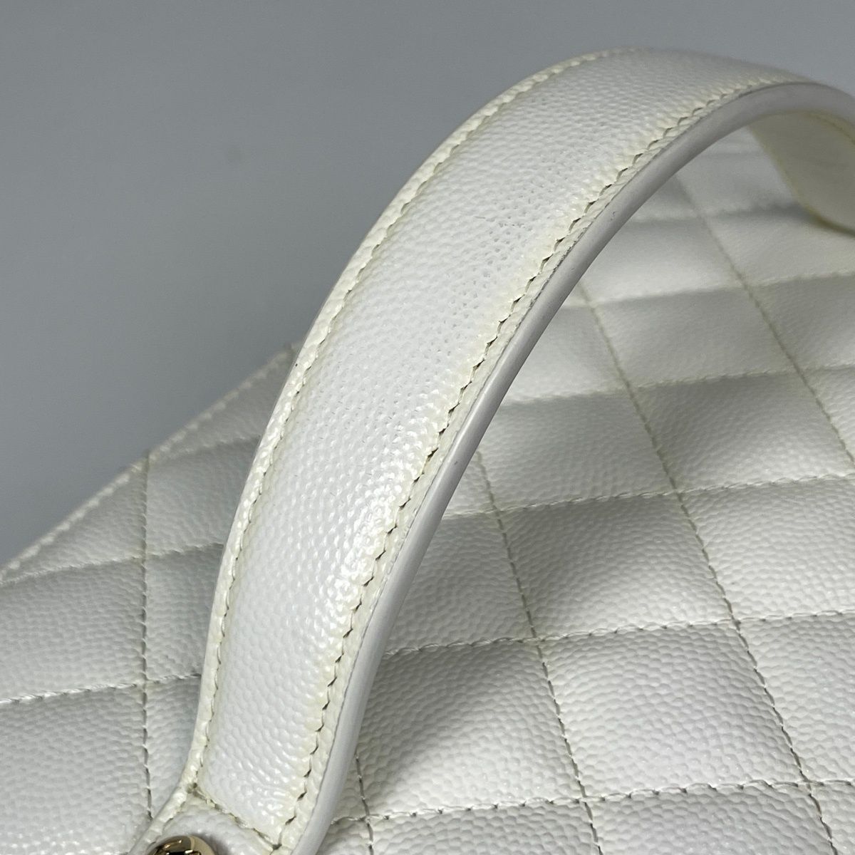 Chanel CC Logo Vanity Makeup Pouch Quilted Mila Caviar Leather White