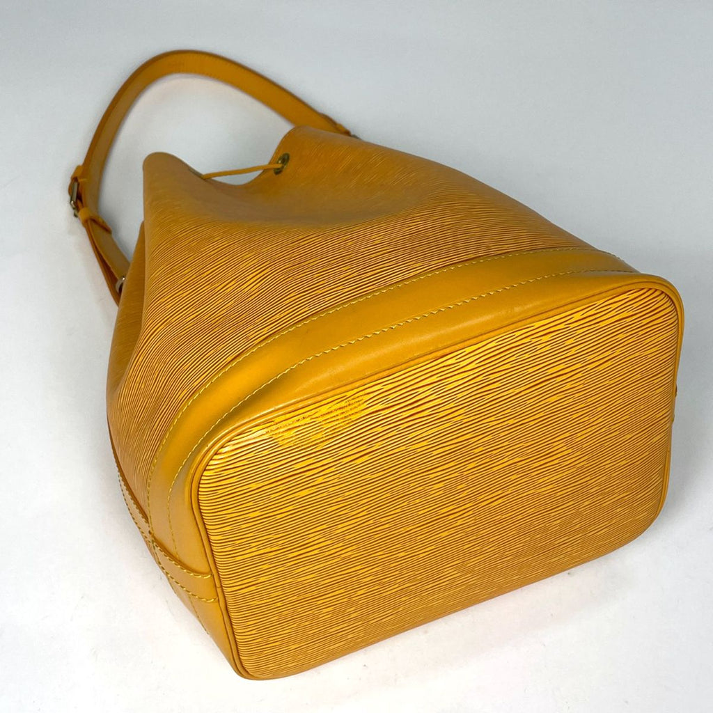 Louis Vuitton Noe Shoulder Bag Drawstring Epi Tassiri Yellow