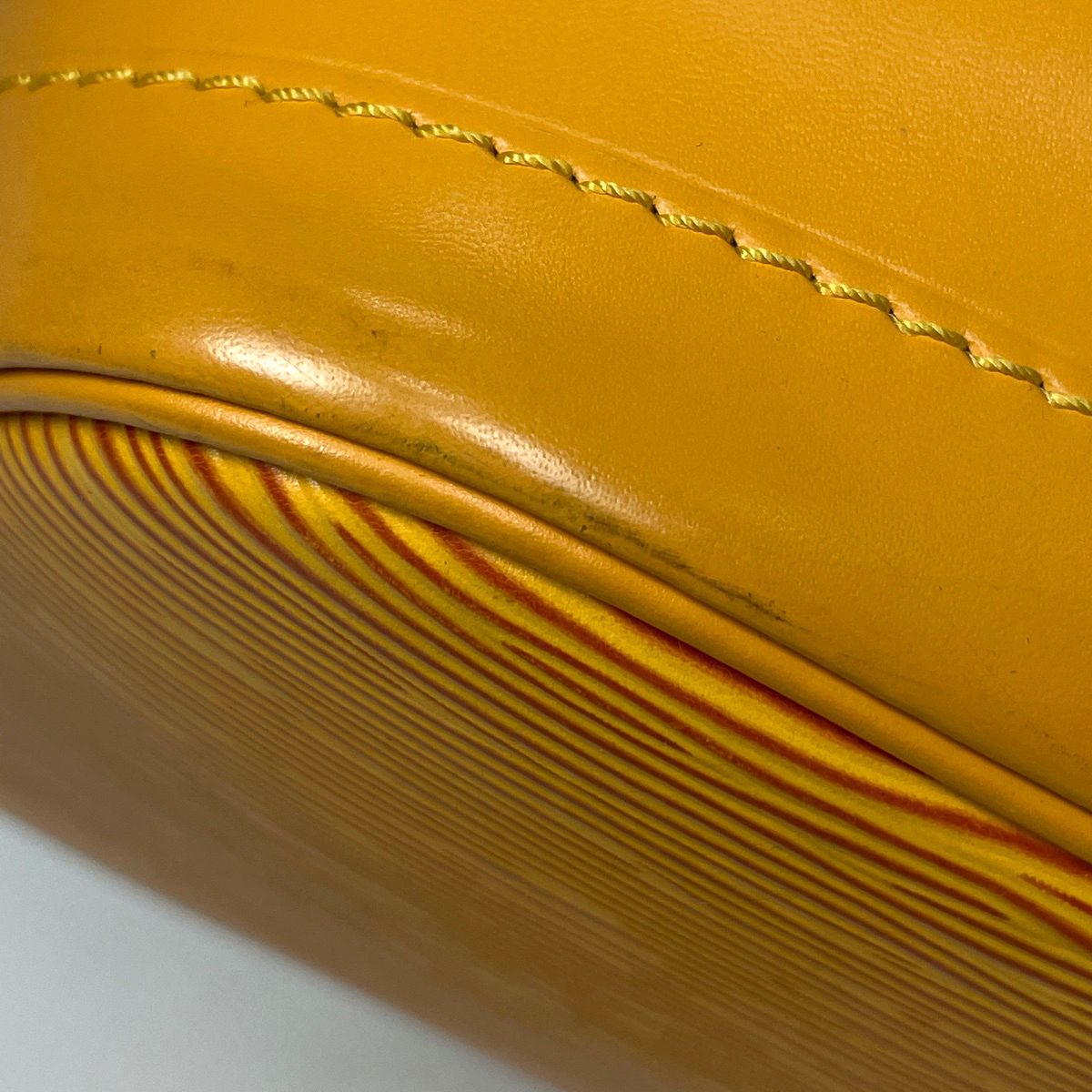 Louis Vuitton Noe Shoulder Bag Drawstring Epi Tassiri Yellow