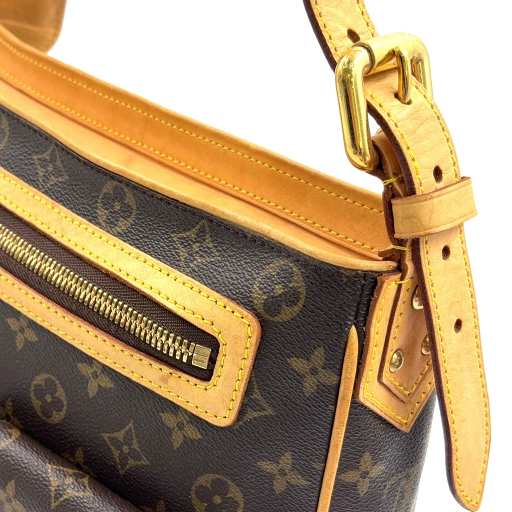 Louis Vuitton Hudson GM Monogram Leather Brown Light Shoulder Bag Gold