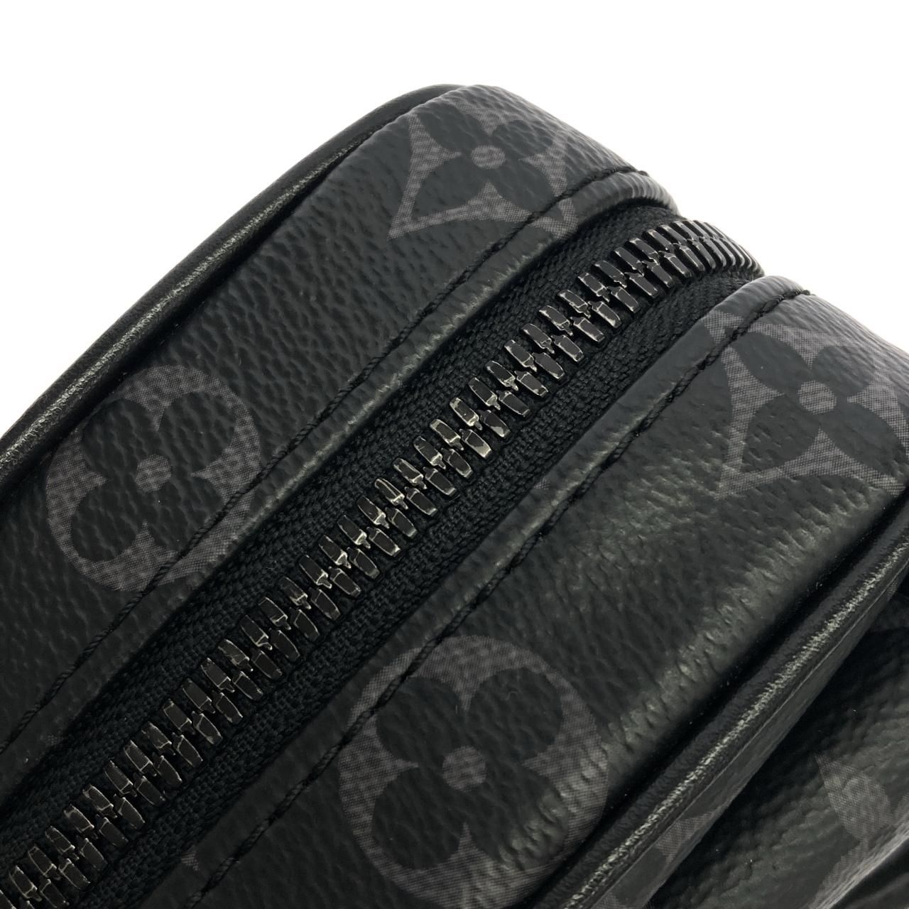 Louis Vuitton Monogram Eclipse Getaway Messenger Shoulder Bag