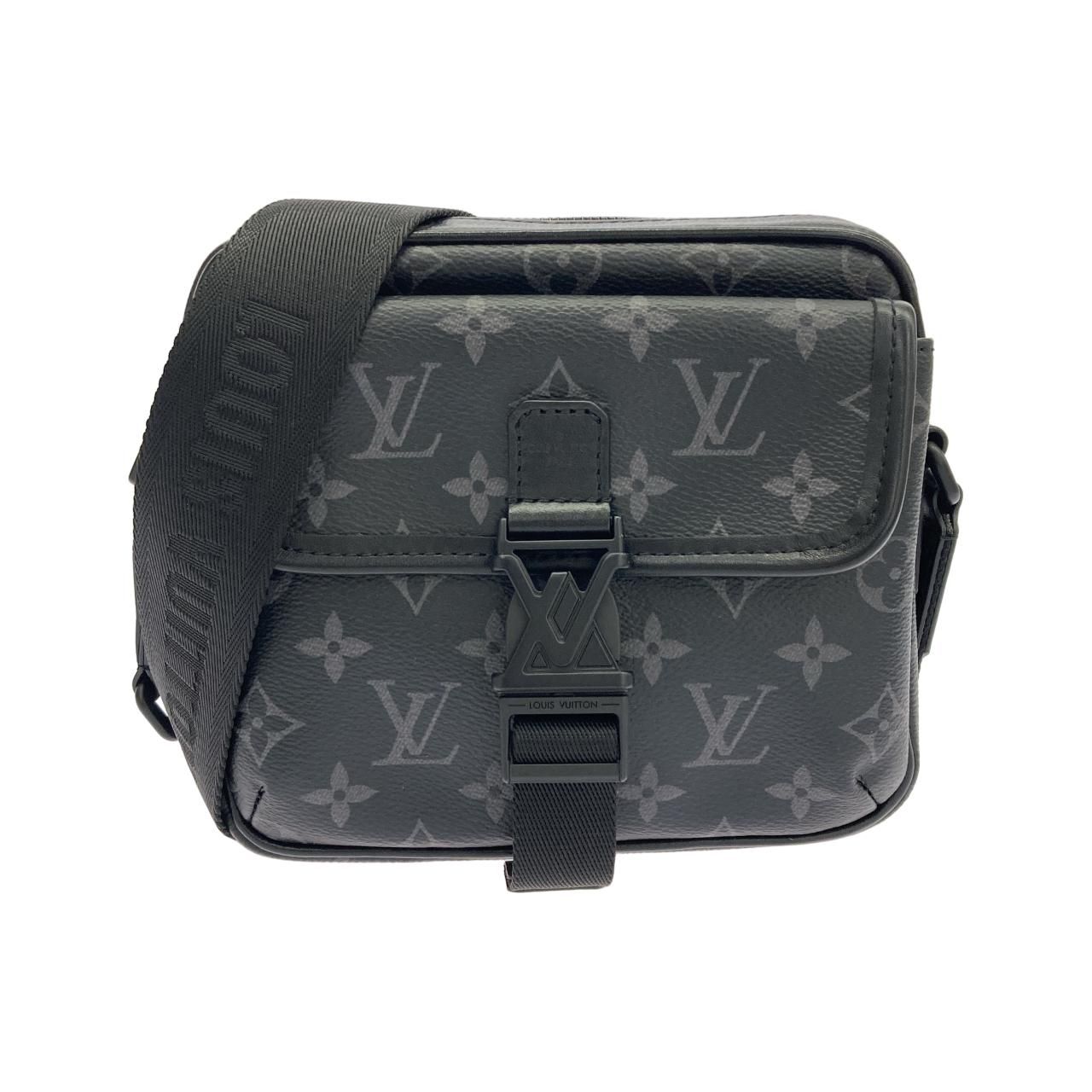 Louis Vuitton Monogram Eclipse Getaway Messenger Shoulder Bag