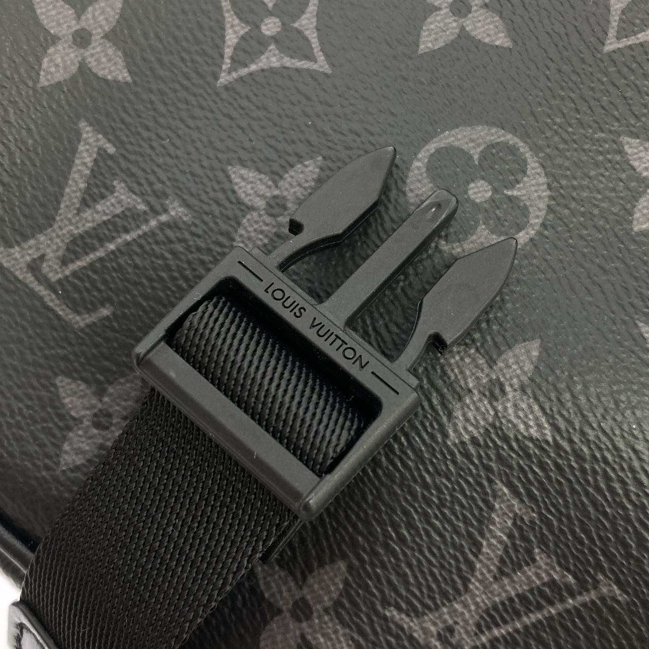 Louis Vuitton Monogram Eclipse Getaway Messenger Shoulder Bag