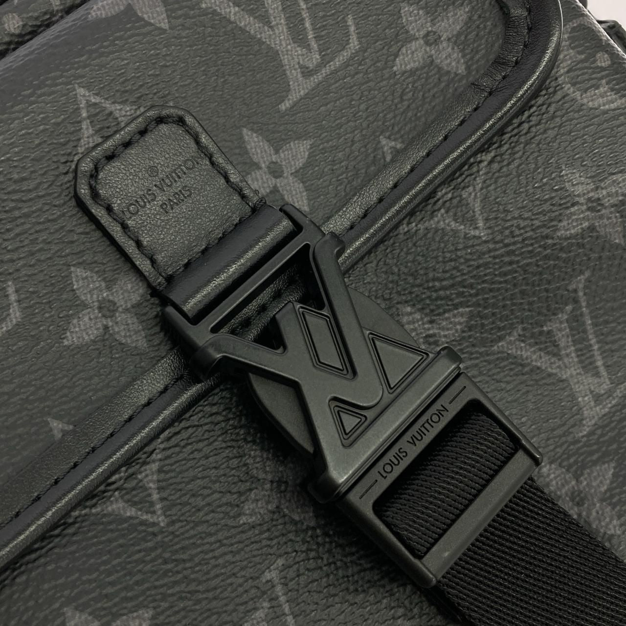 Louis Vuitton Monogram Eclipse Getaway Messenger Shoulder Bag