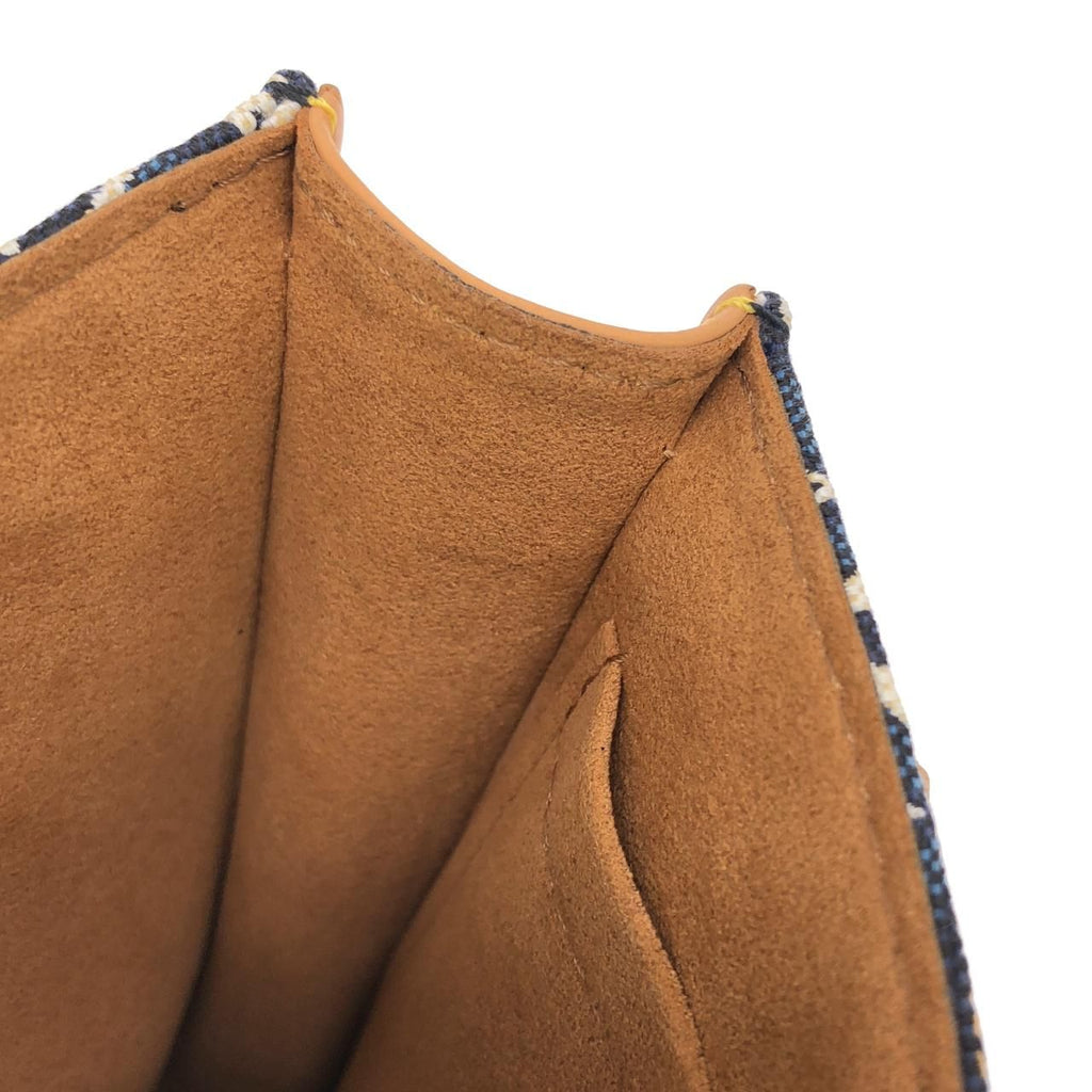Louis Vuitton Petite Sac Plat
