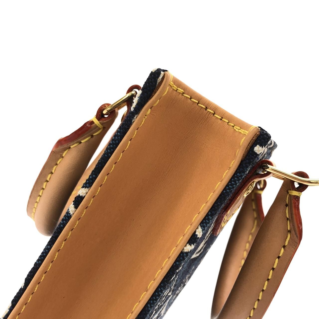 Louis Vuitton Petite Sac Plat