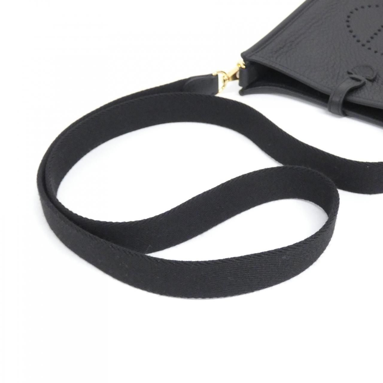 Hermes Evelyne Amazon 16 Shoulder Bag