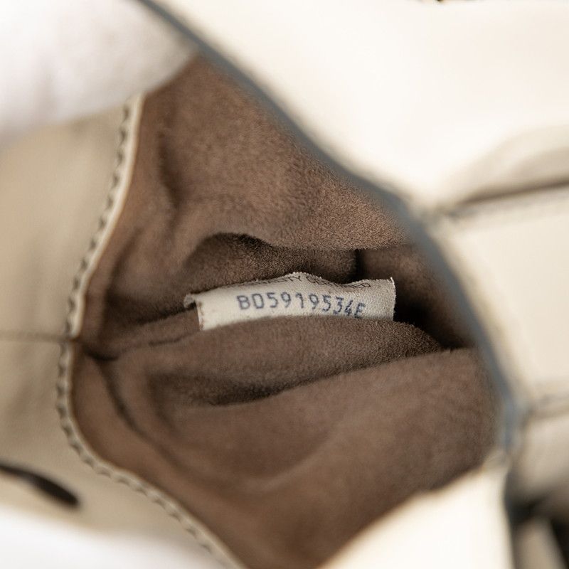 Bottega Veneta Intrecciato Shoulder Bag White Ivory Leather