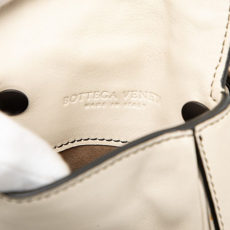 Bottega Veneta Intrecciato Shoulder Bag White Ivory Leather