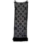 Louis Vuitton Echarpe Logo Mania Shine Scarf
