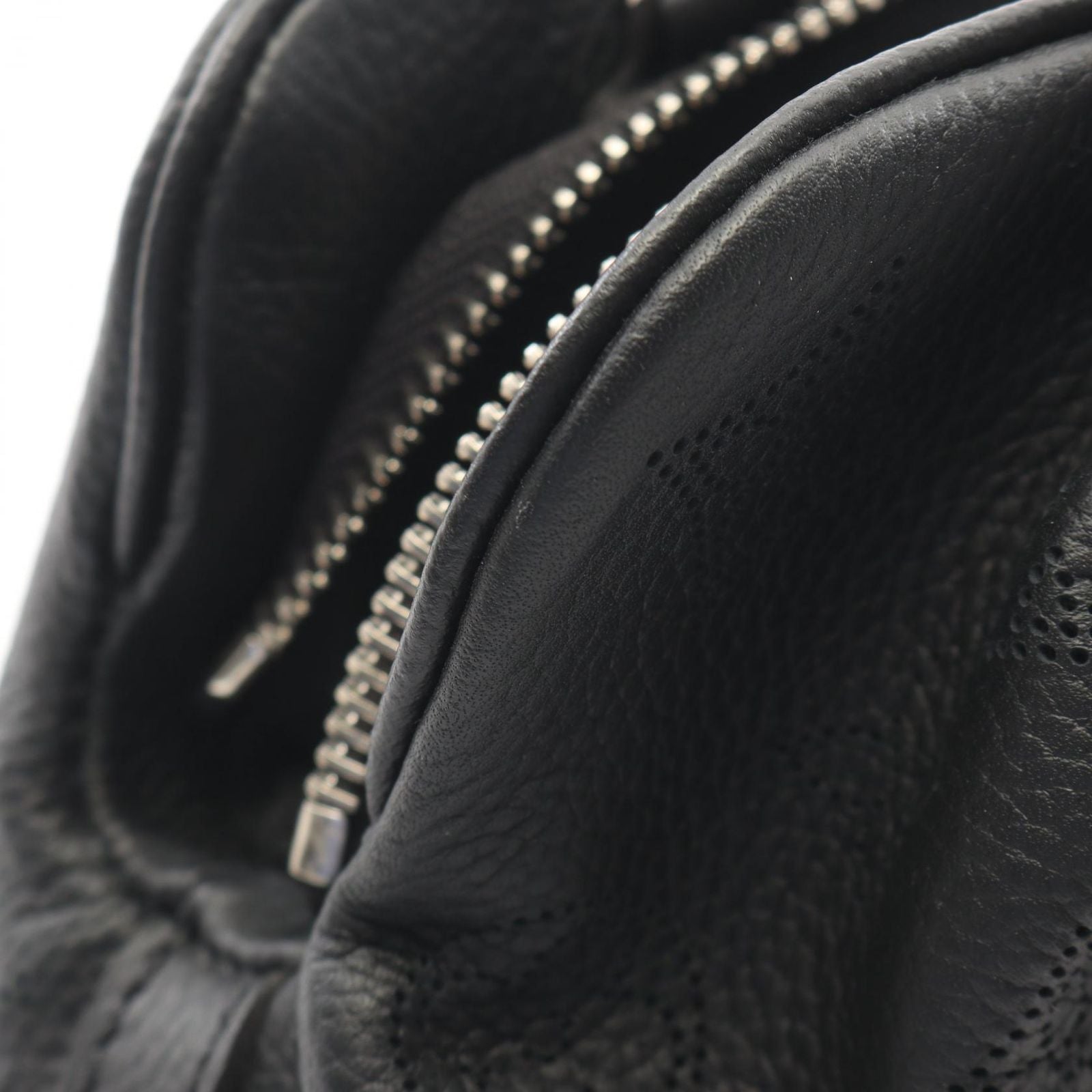 Louis Vuitton Shoulder Bag Scala Mini Mahina Noir Leather