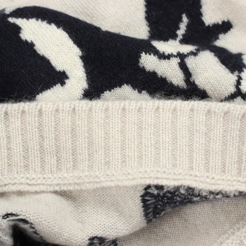 Chanel Cardigan Floral Neck White Cashmere — view 8