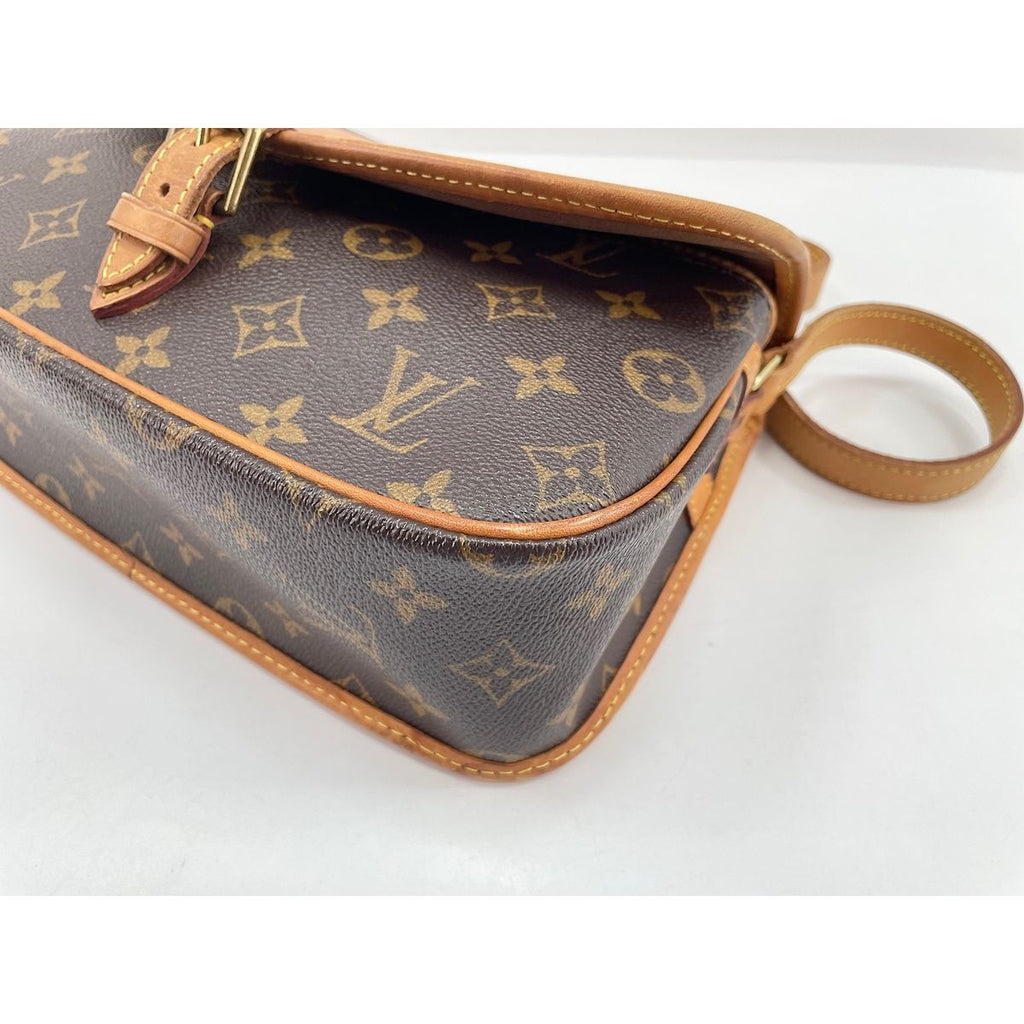 Louis Vuitton Shoulder Bag Sologne