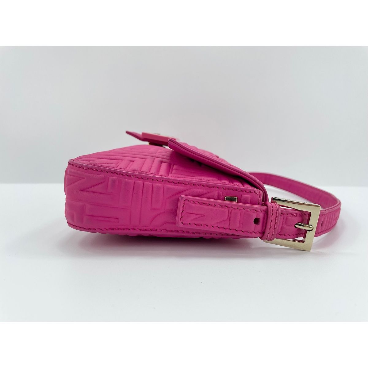 Fendi Handbag Bucket Pink