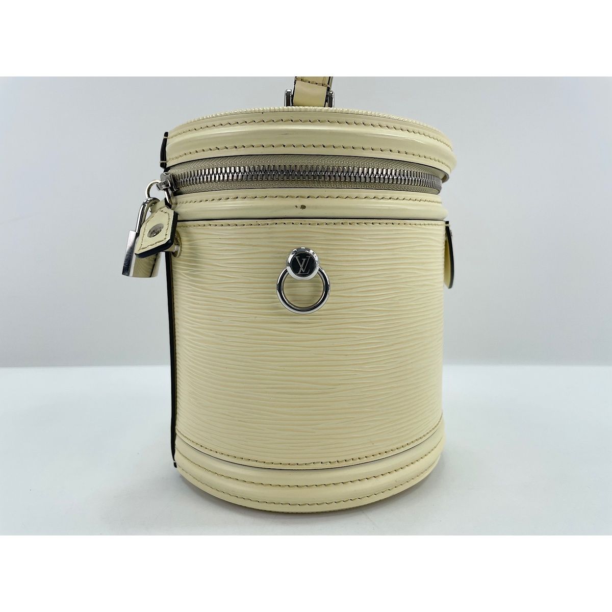 Louis Vuitton Handbag Cannes