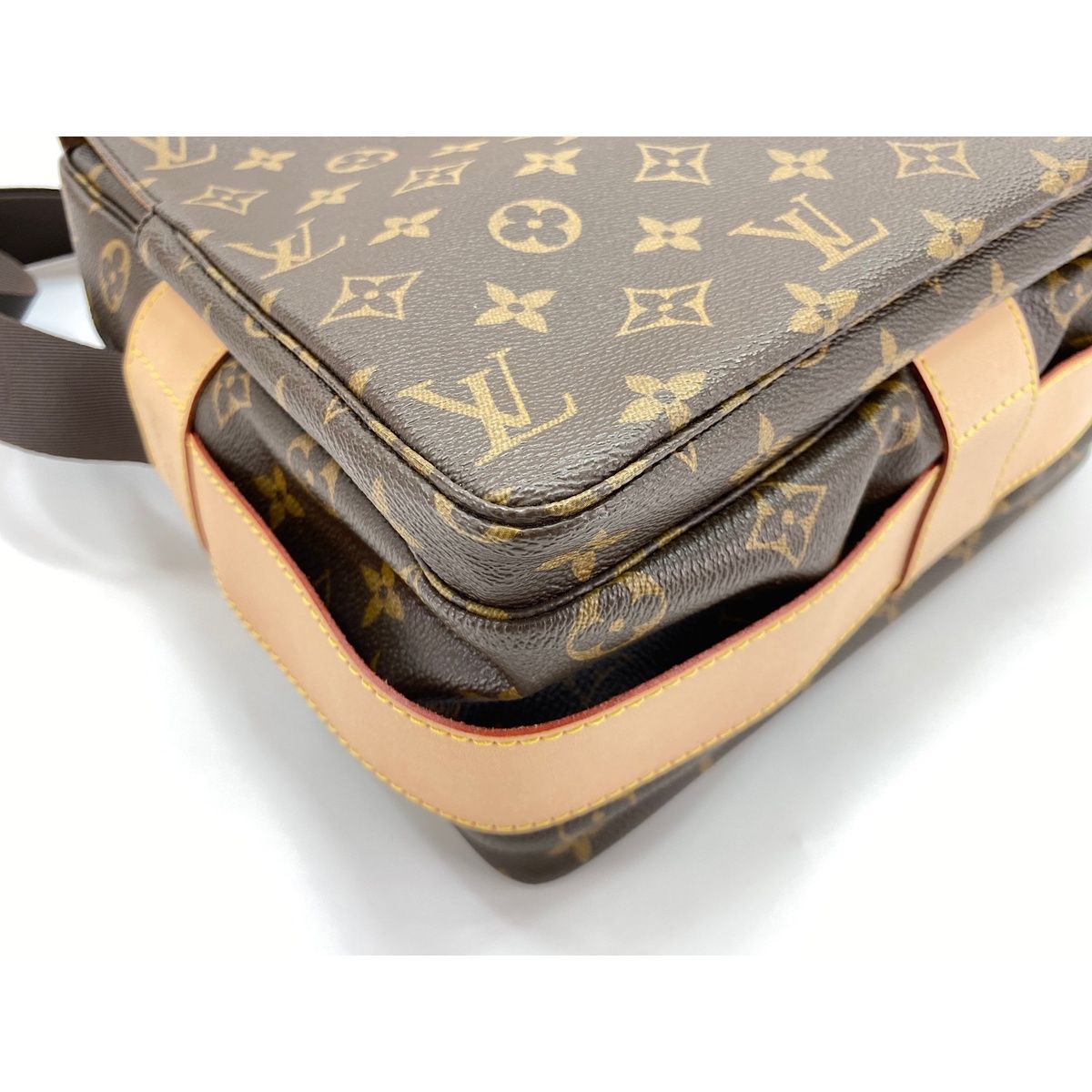 Louis Vuitton Shoulder Bag Naviglio