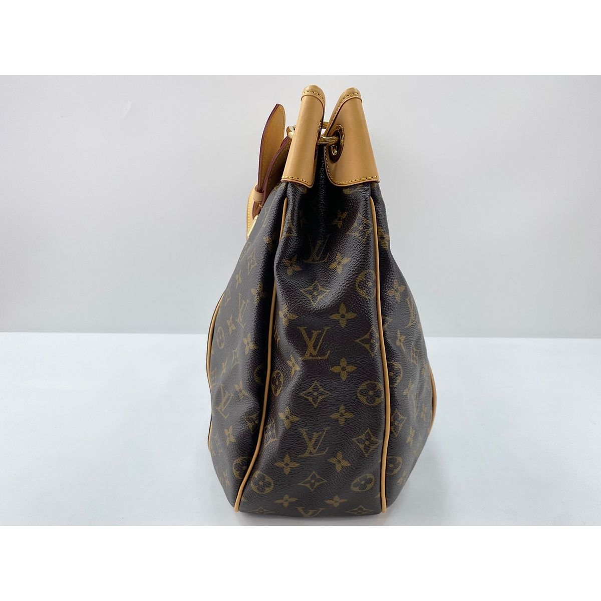 Louis Vuitton Shoulder Bag Galleria