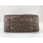 Louis Vuitton Handbag Brown