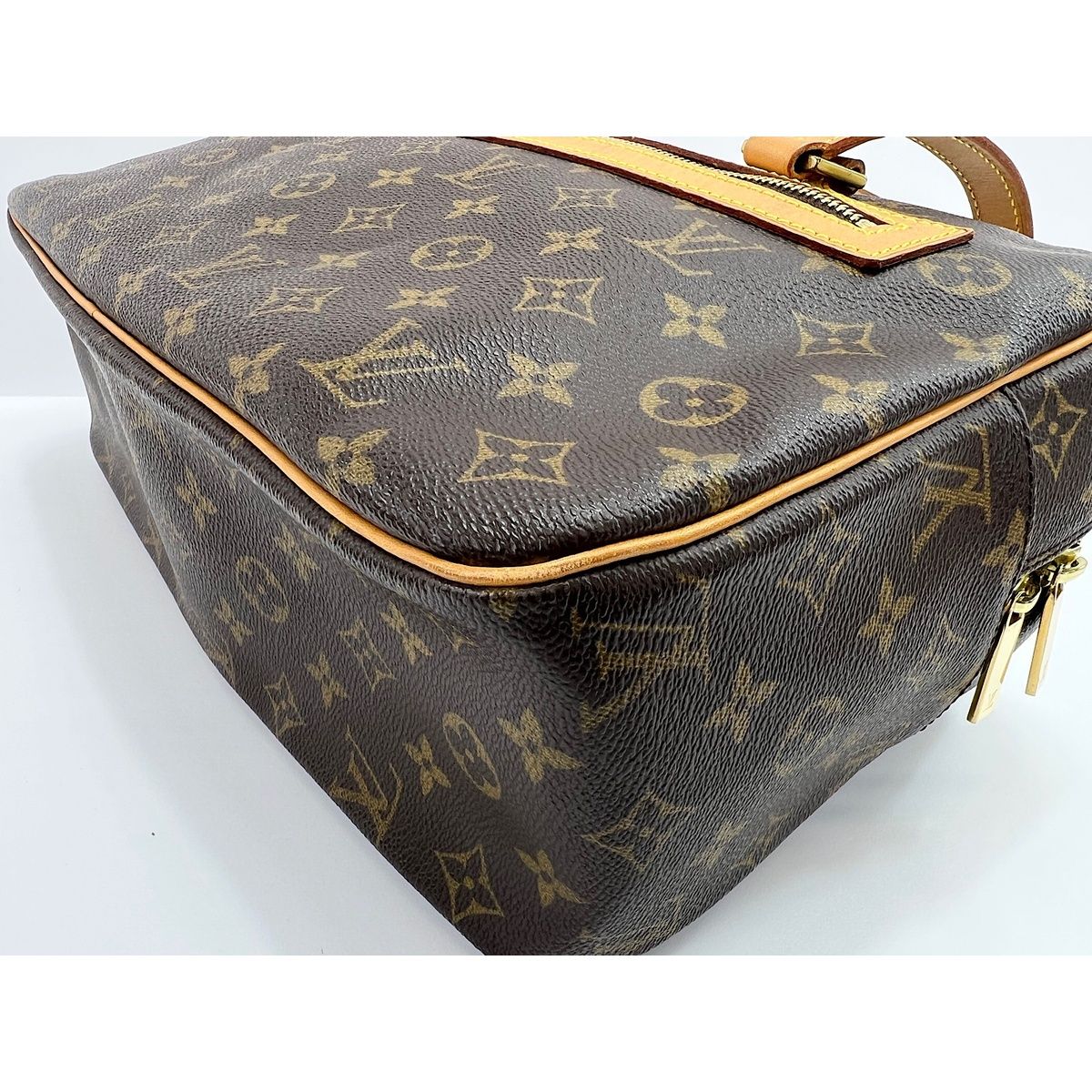 Louis Vuitton Shoulder Bag Cite