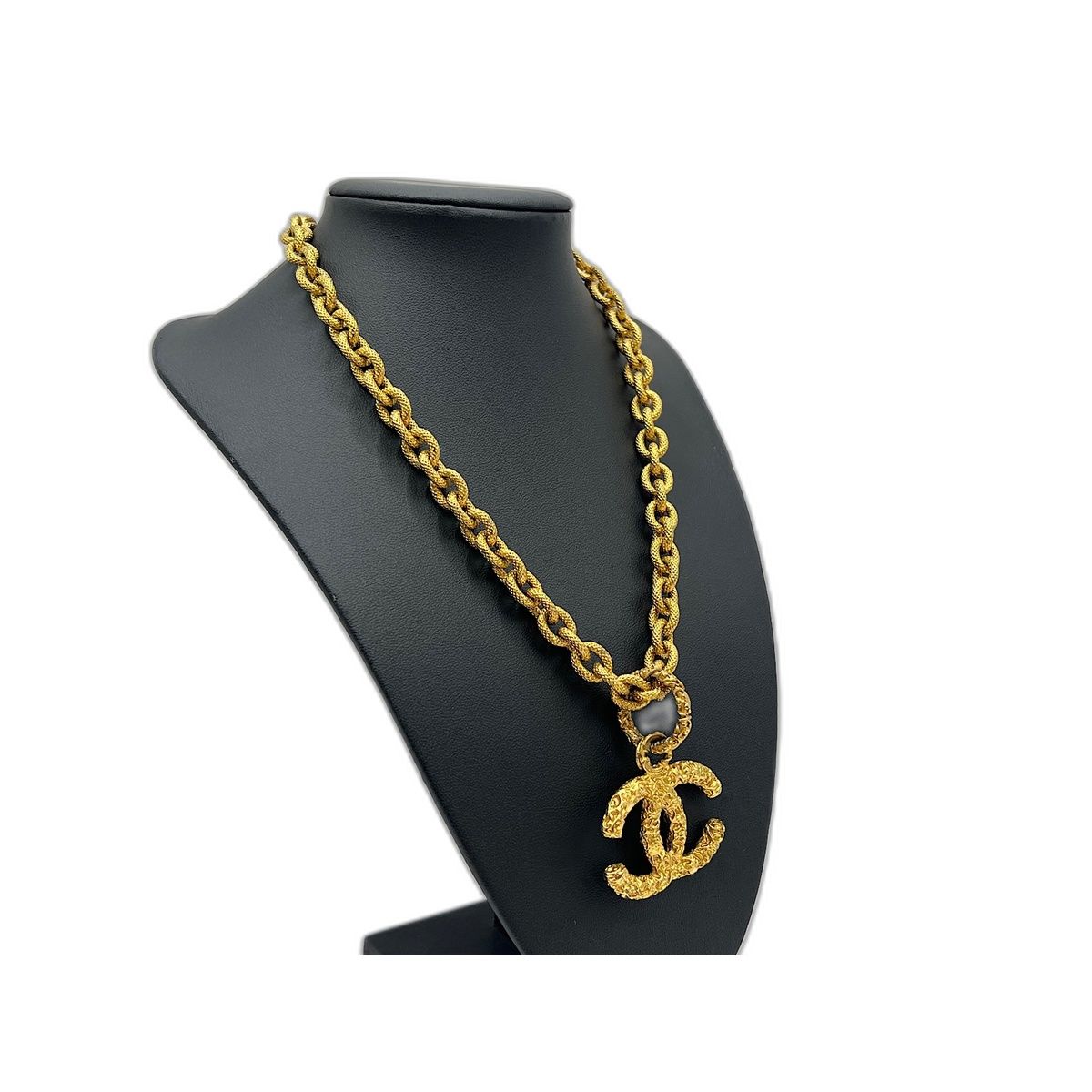 Chanel Necklace CC Logo Lava