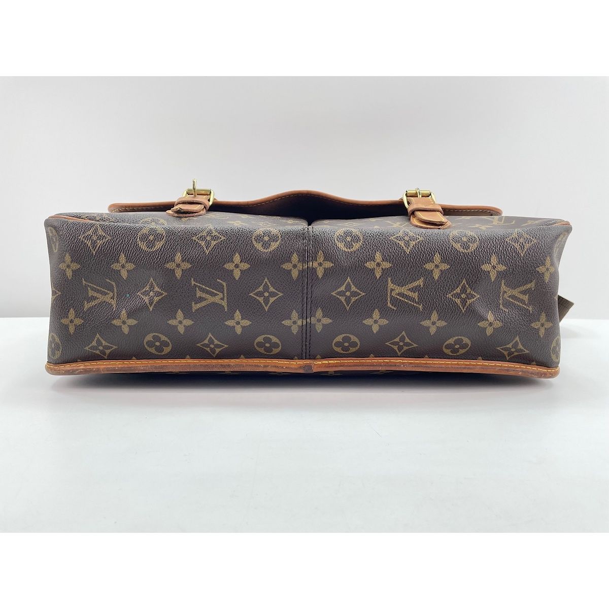 Louis Vuitton Shoulder Bag Gibessiere