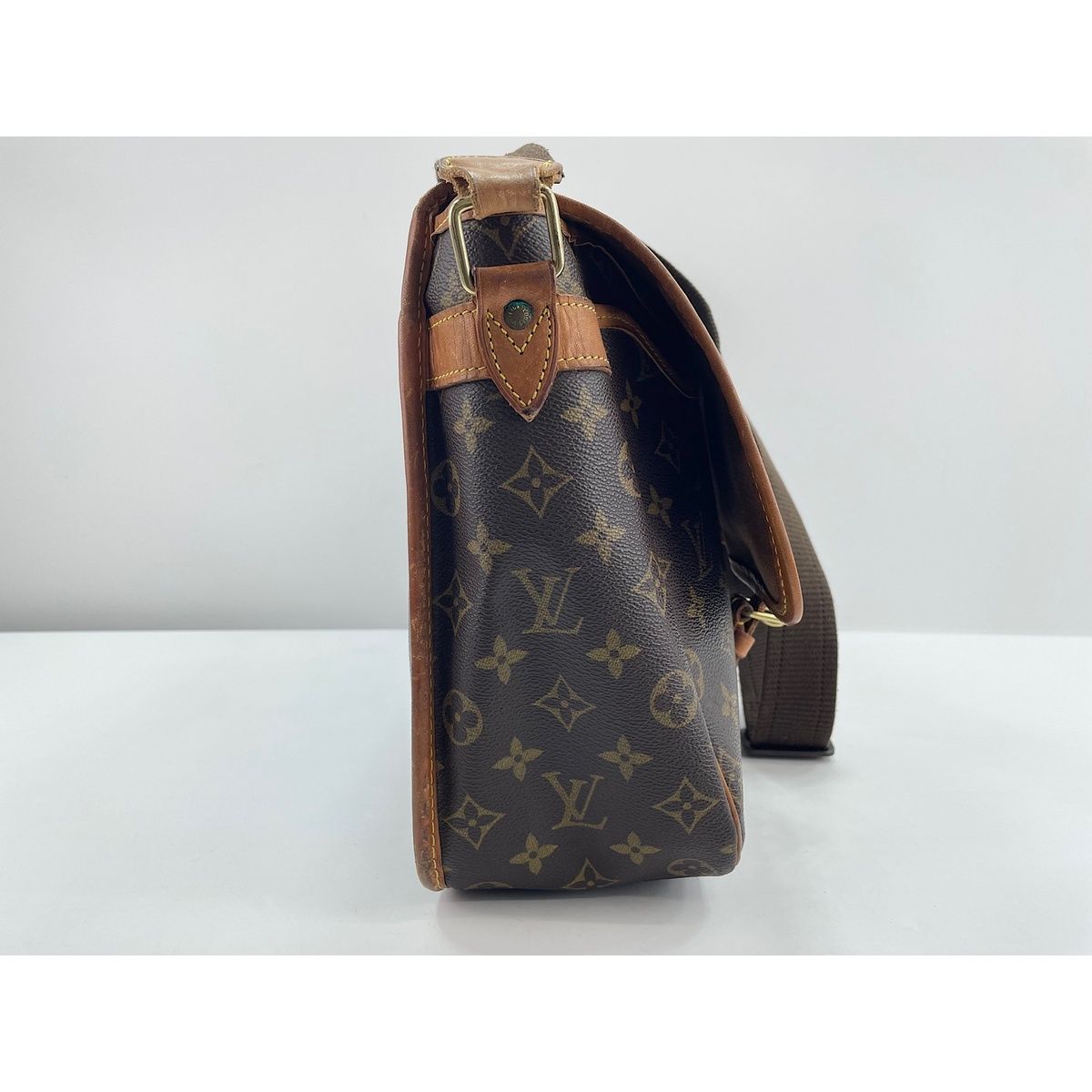 Louis Vuitton Shoulder Bag Gibessiere