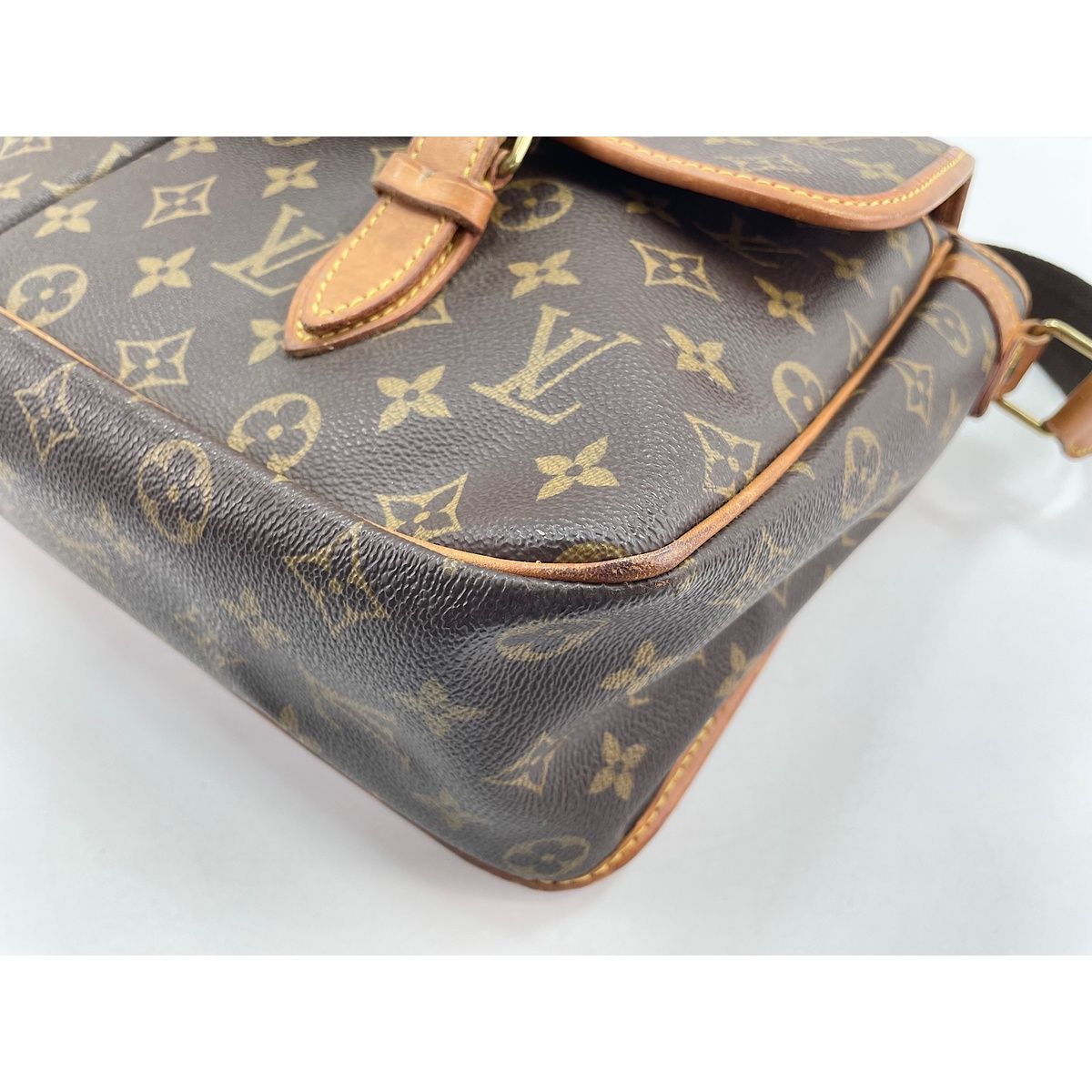 Louis Vuitton Shoulder Bag Gibessiere