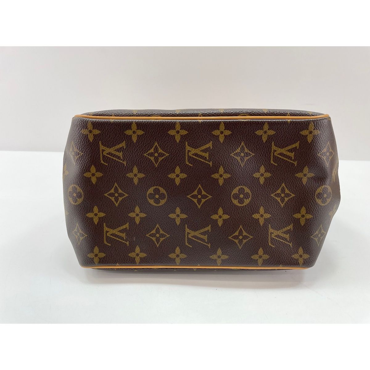 Louis Vuitton Handbag Batignolles