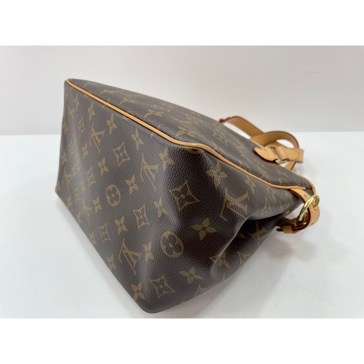 Louis Vuitton Handbag Batignolles