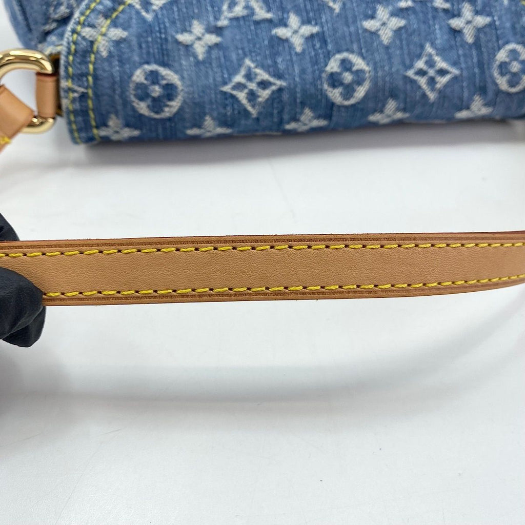 Louis Vuitton Shoulder Bag Mini Pleaty