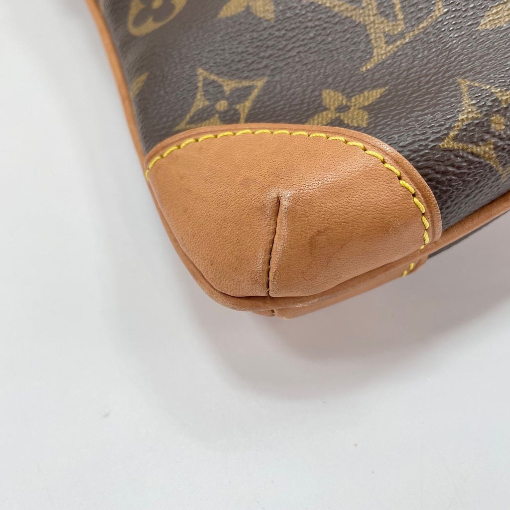 Louis Vuitton Shoulder Bag Cousin GM