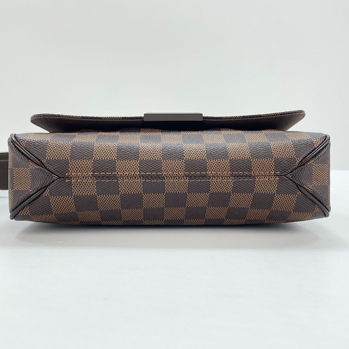 Louis Vuitton Shoulder Bag District PM