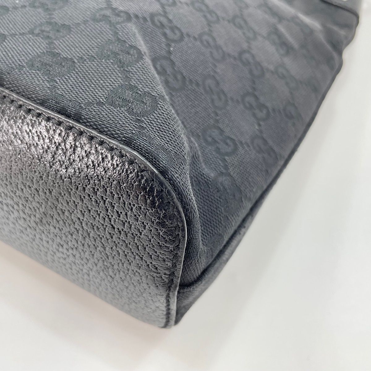 Gucci Shoulder Bag Black