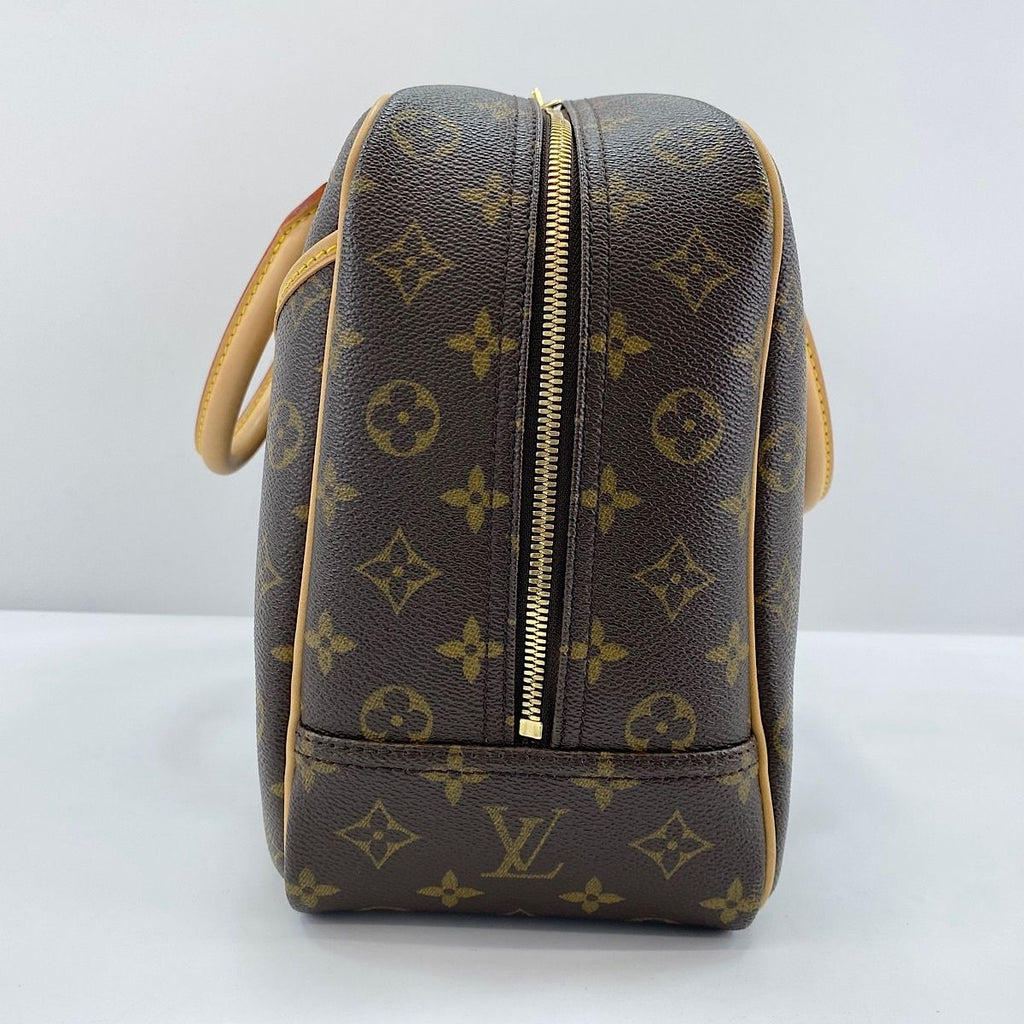 Louis Vuitton Handbag Deauville