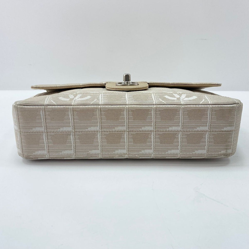 Chanel Shoulder Bag New Travel Line 25