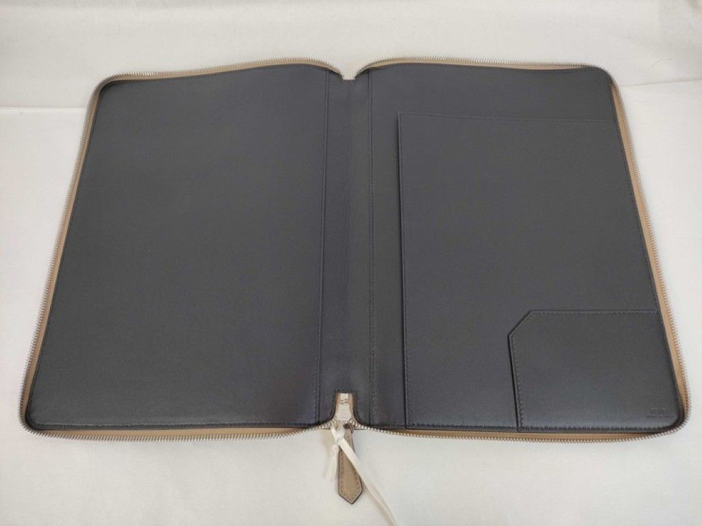 Fendi Clutch Beige Leather Silver