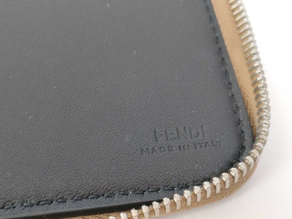 Fendi Clutch Beige Leather Silver