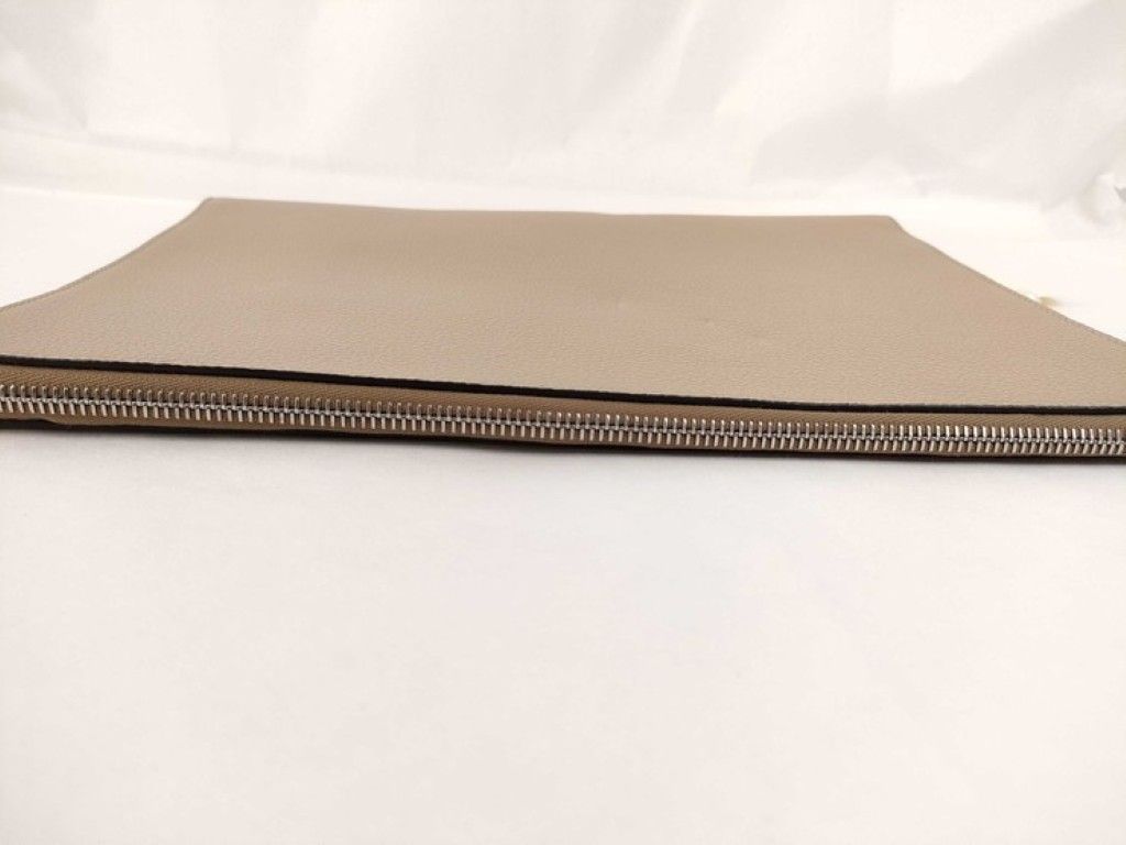Fendi Clutch Beige Leather Silver