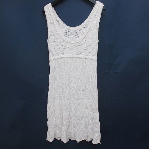 Chanel Sleeveless Crochet Knit Dress Mini Length 36 White CC Logo Button — view 2