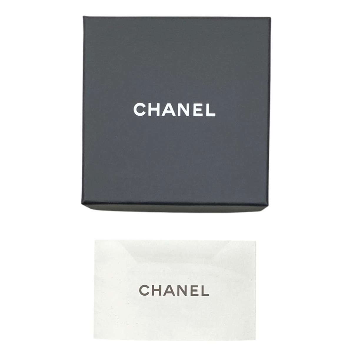 Chanel Brooch CC Logo Rhinestone Silver — view 8