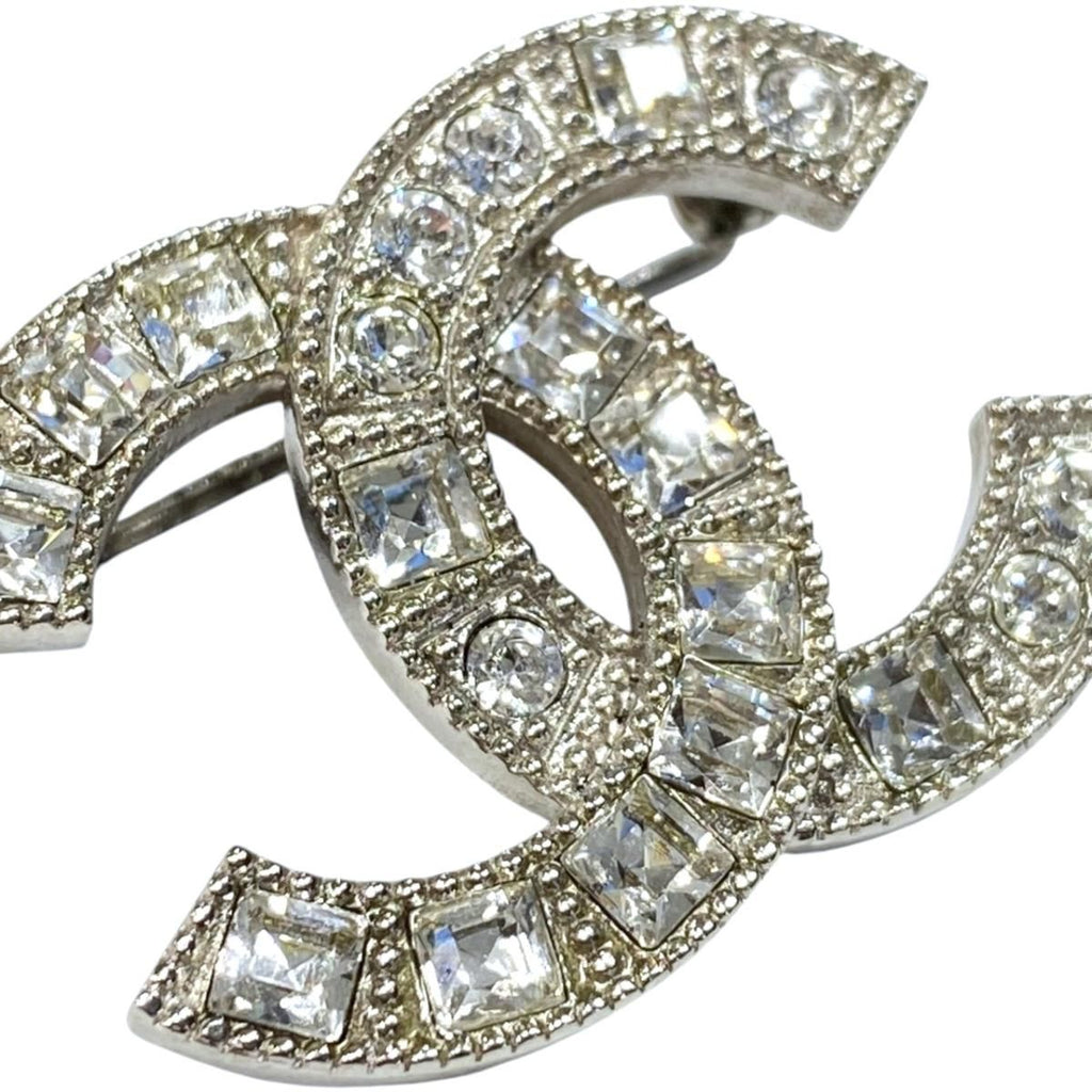 Chanel Brooch CC Logo Rhinestone Silver — view 3